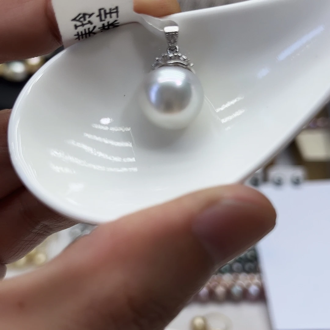 颈饰银S925镶嵌海水珍珠