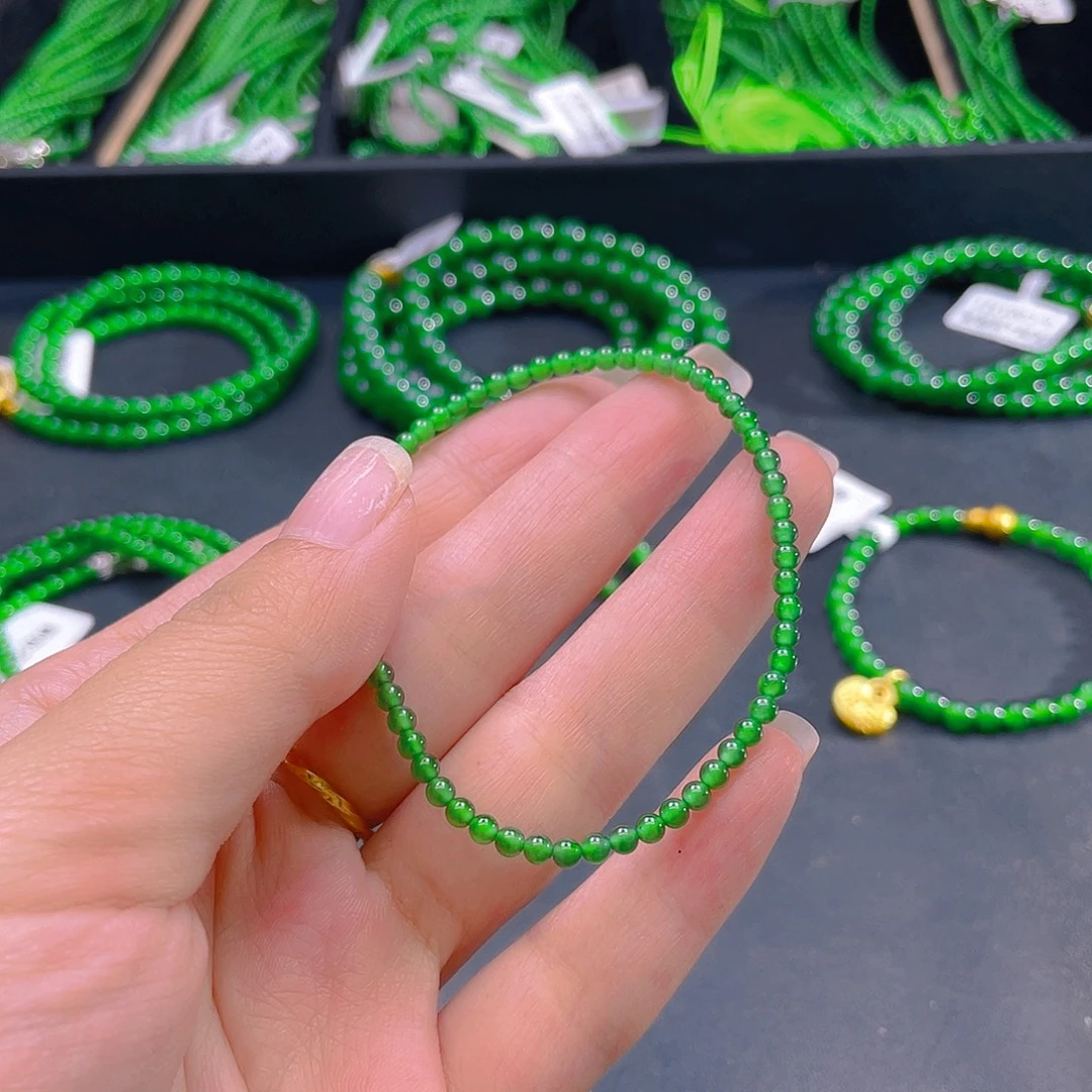 翡翠未镶嵌颈饰