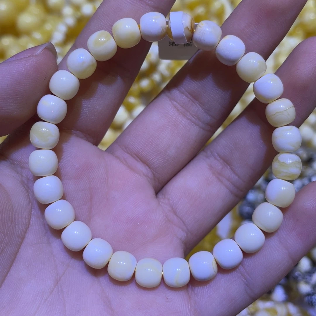 蜜蜡未镶嵌珠宝奇石7m