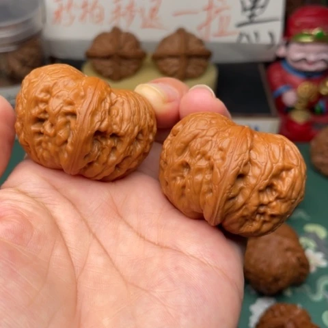 【闪购商品】文玩核桃把件43元宝