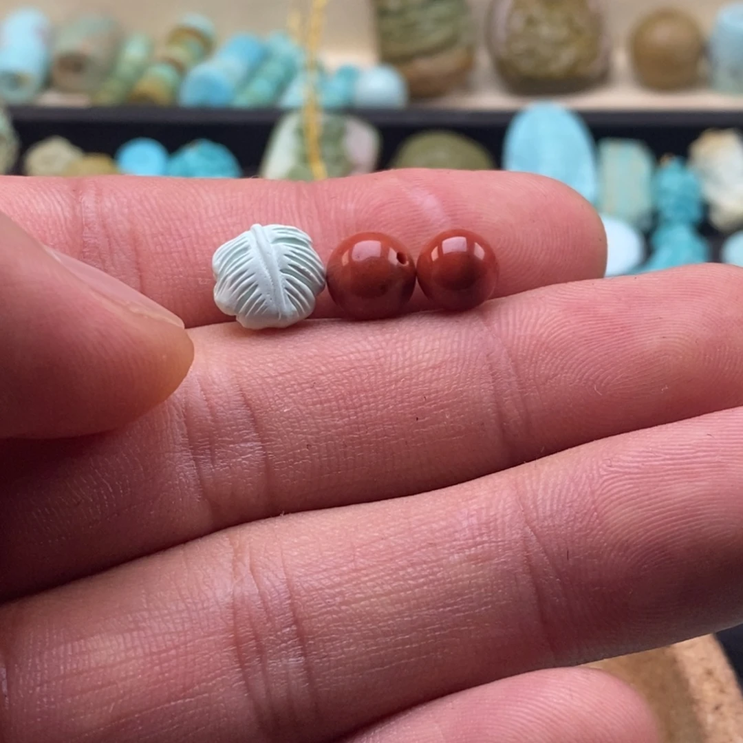 皮***皮南红玛瑙未镶嵌珠宝半成品