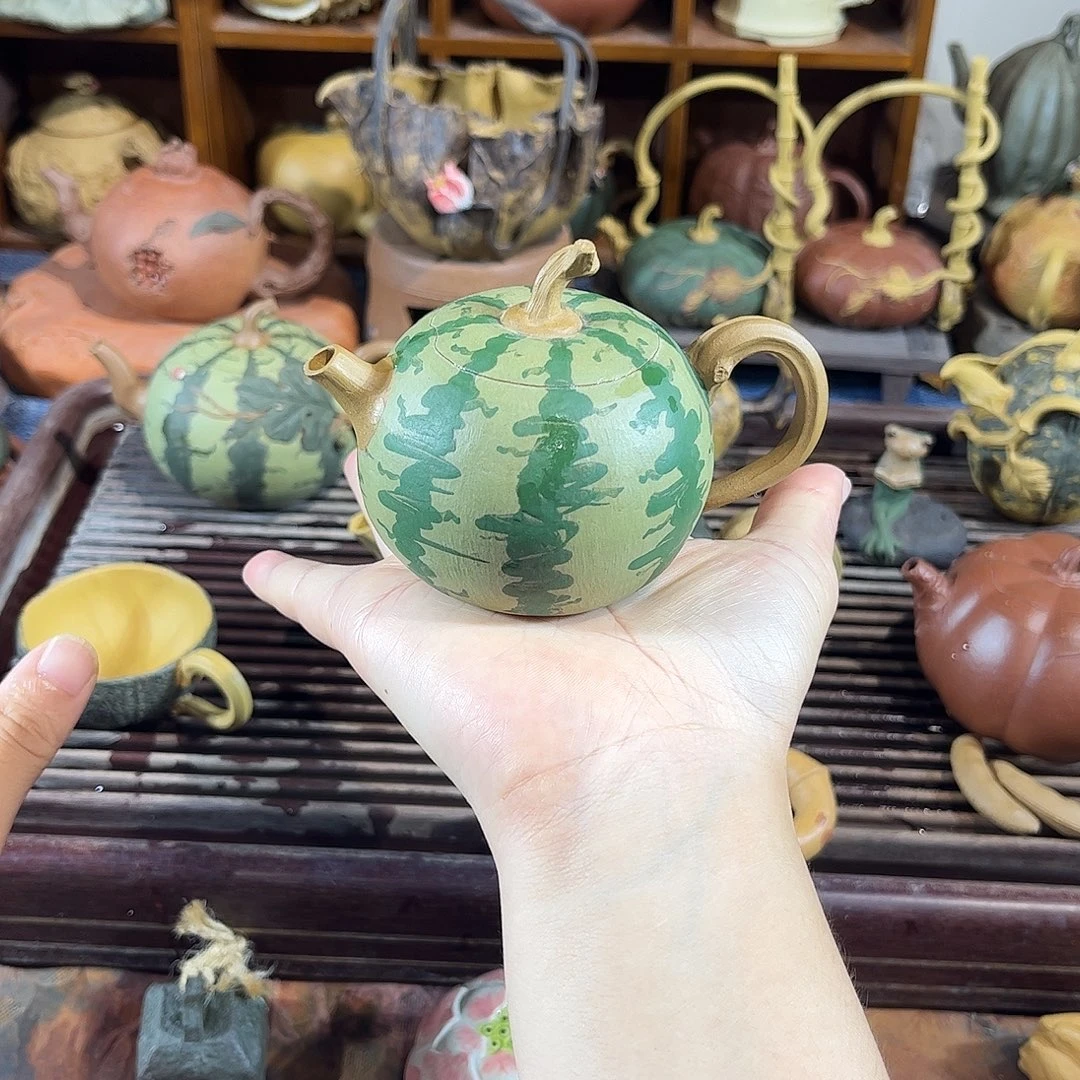 C***i紫砂茶宠西瓜紫砂