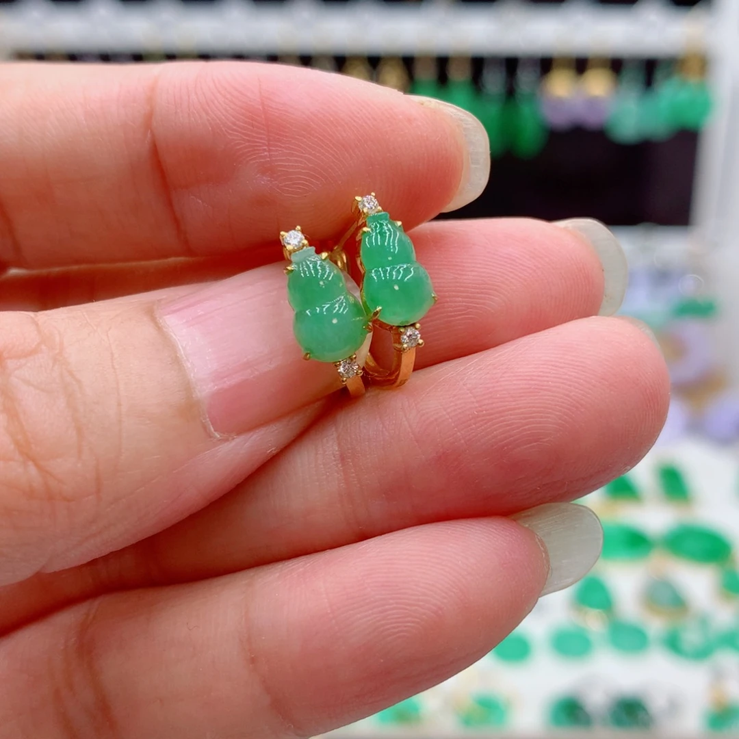 翡翠18K金镶嵌耳饰