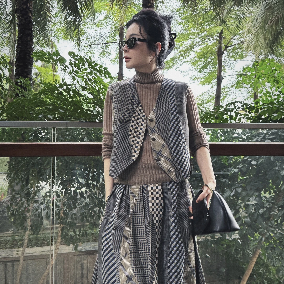 【布拉格】文艺复古提花马甲半身裙套装 W-62415