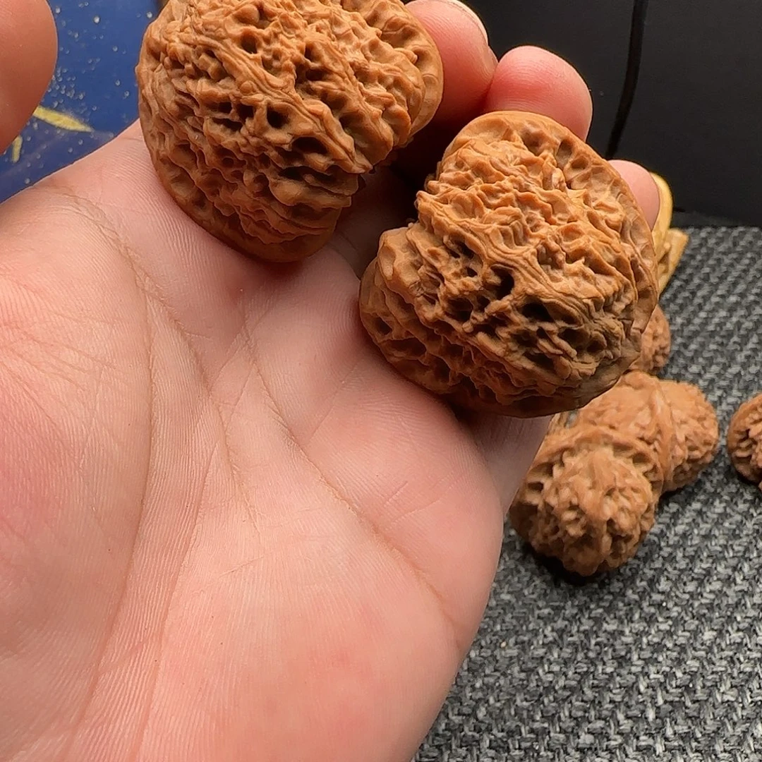 把件文玩核桃41三角疆