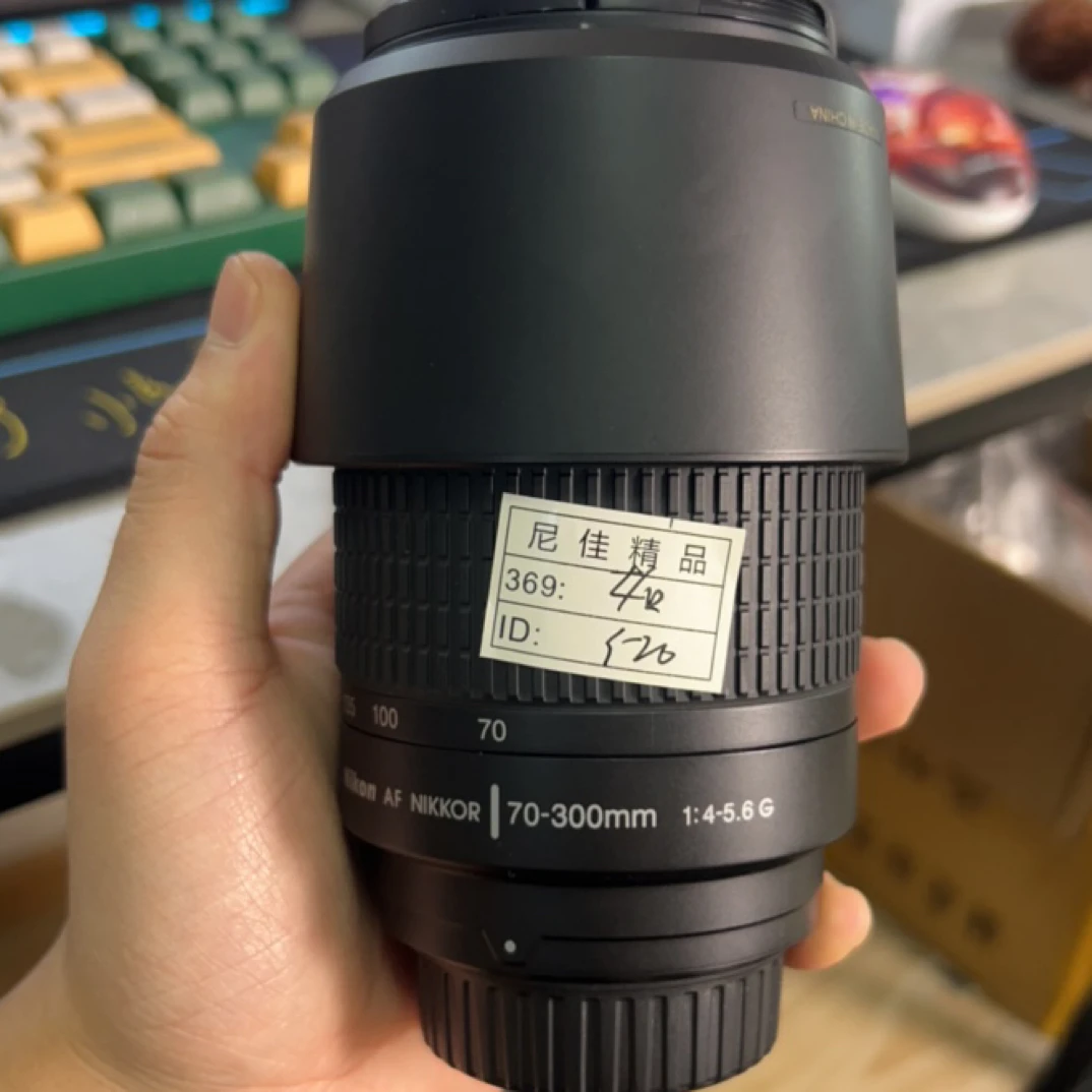 9新 Nikon/尼康 Canon/佳能 - 卡口 二手单反相机/镜头（无配件）