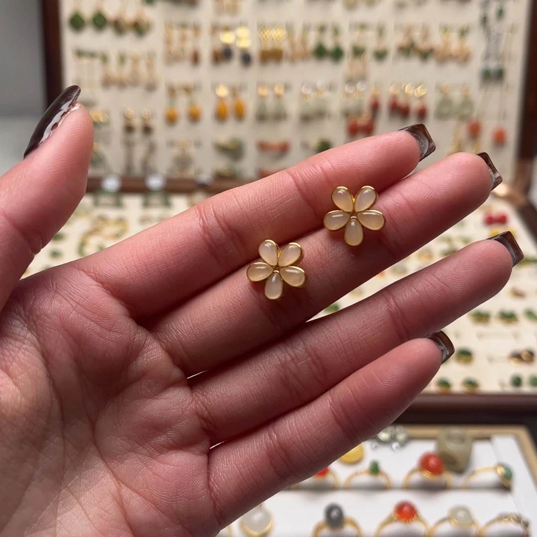 和田玉银S925镀金镶嵌耳坠