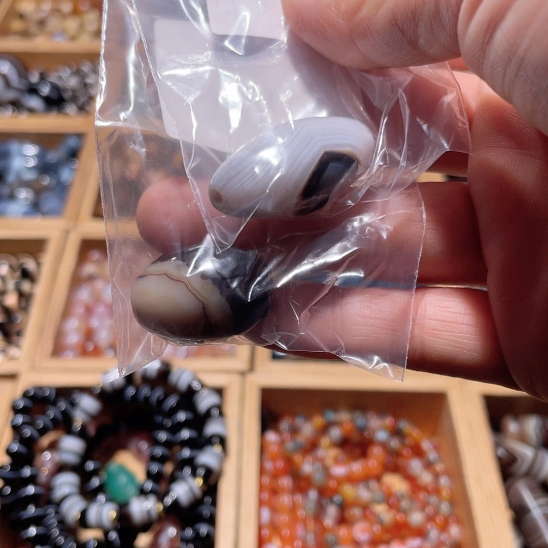 未镶嵌玛瑙/玉髓珠宝半成品