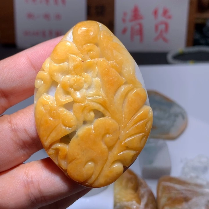 翡翠未镶嵌颈饰保真天然A货翡翠