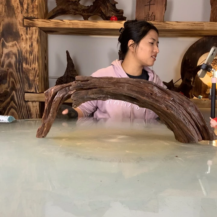 卞***功天然的云南紫柚木会黄水