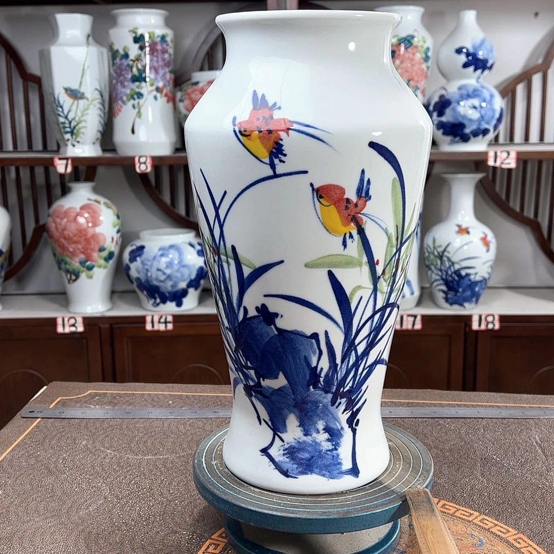 摆件景德镇陶瓷大鱼玉