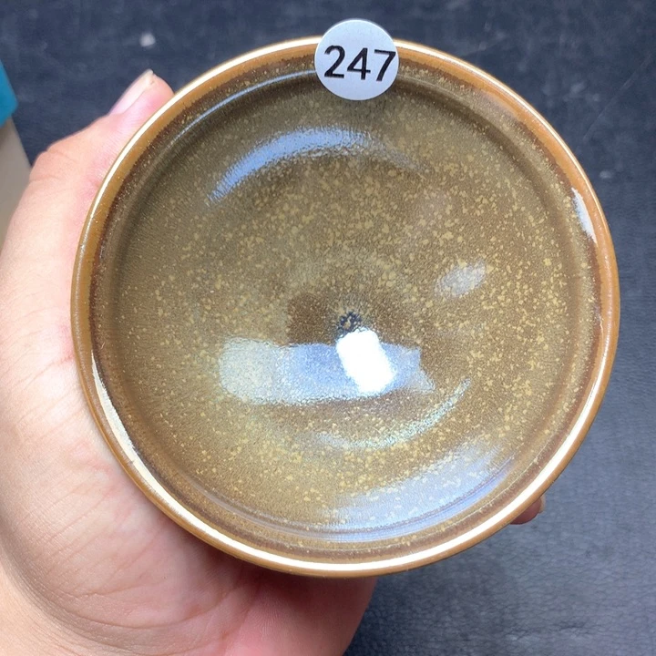 茶盏花花绿绿的247