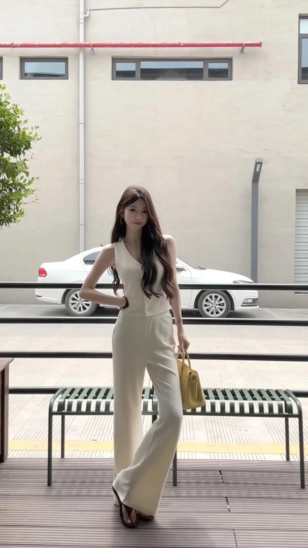 韩系气质套装女纯欲辣妹修身V领无袖背心高腰休闲微喇长裤两件套