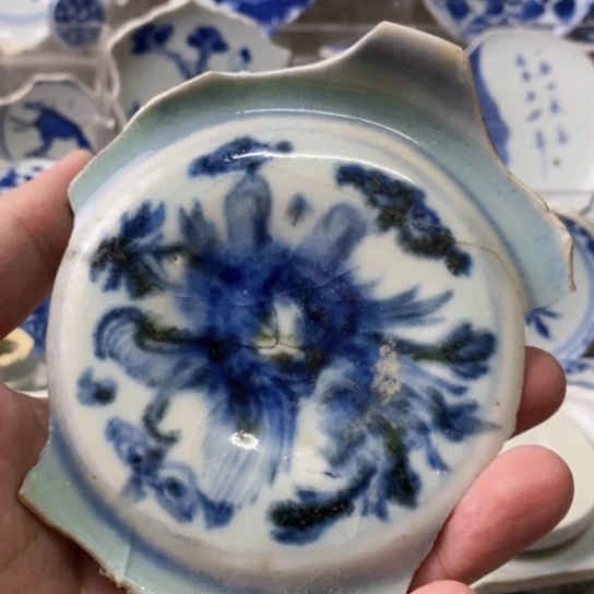 瓷片现代工艺品青花瓷片