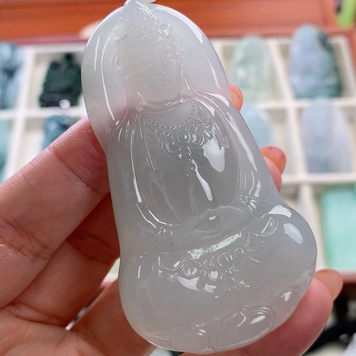 颈饰未镶嵌翡翠春**雨翡翠