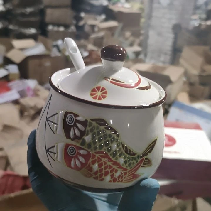 摆件陶瓷盘子碗啥都有