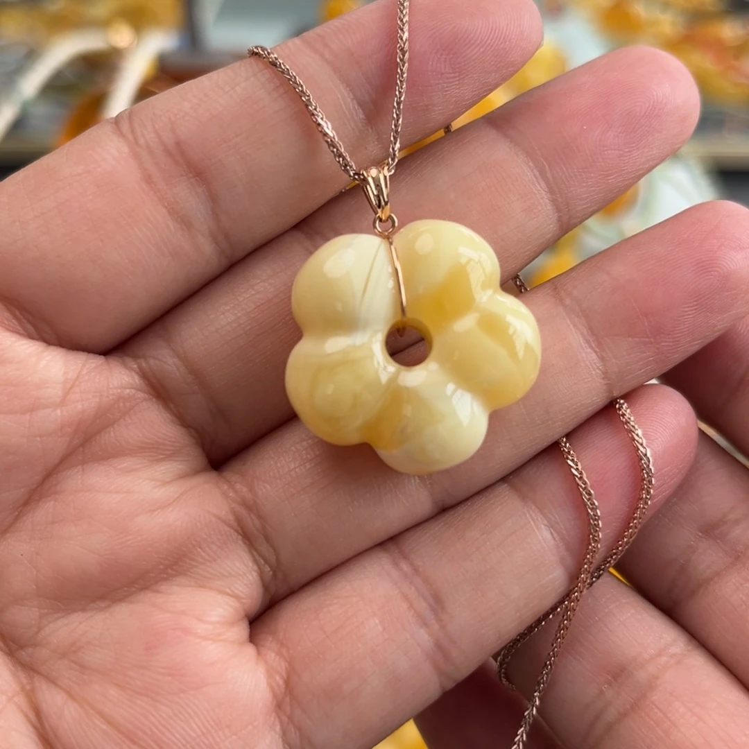 未镶嵌蜜蜡珠宝奇石