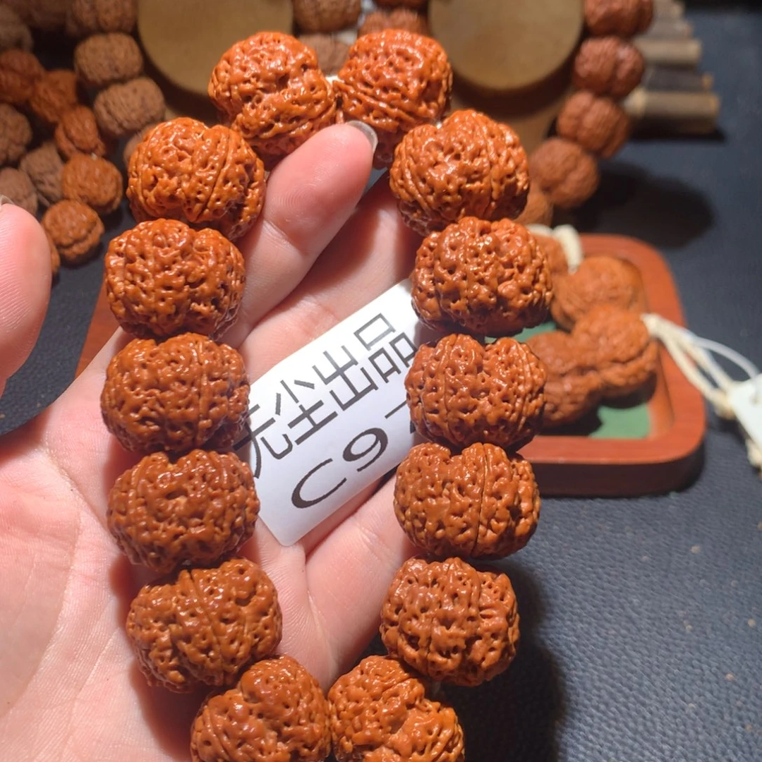 樊***烫金刚菩提手串26+无双定制