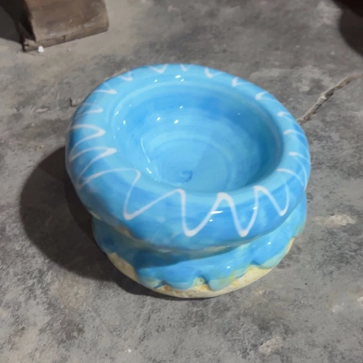 瓷片陶瓷蓝色甜甜圈
