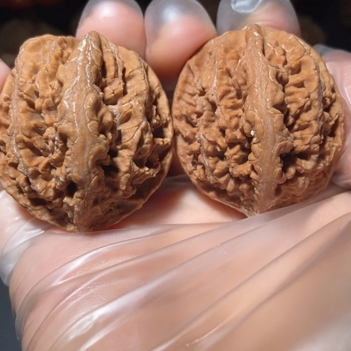 文玩核桃把件东北楸子小雪26