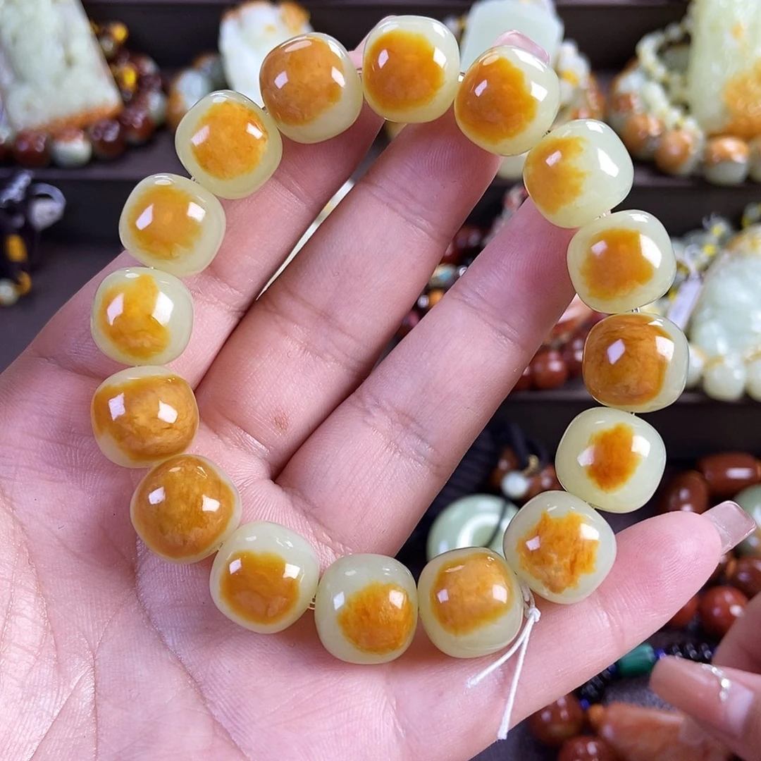 透闪石质玉未镶嵌手串