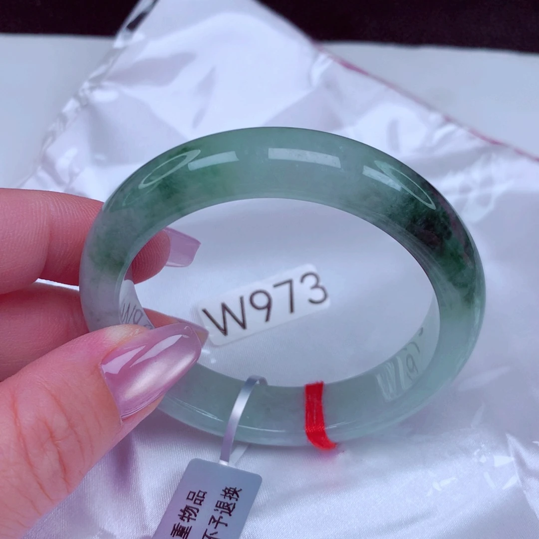 翡翠未镶嵌手镯手镯