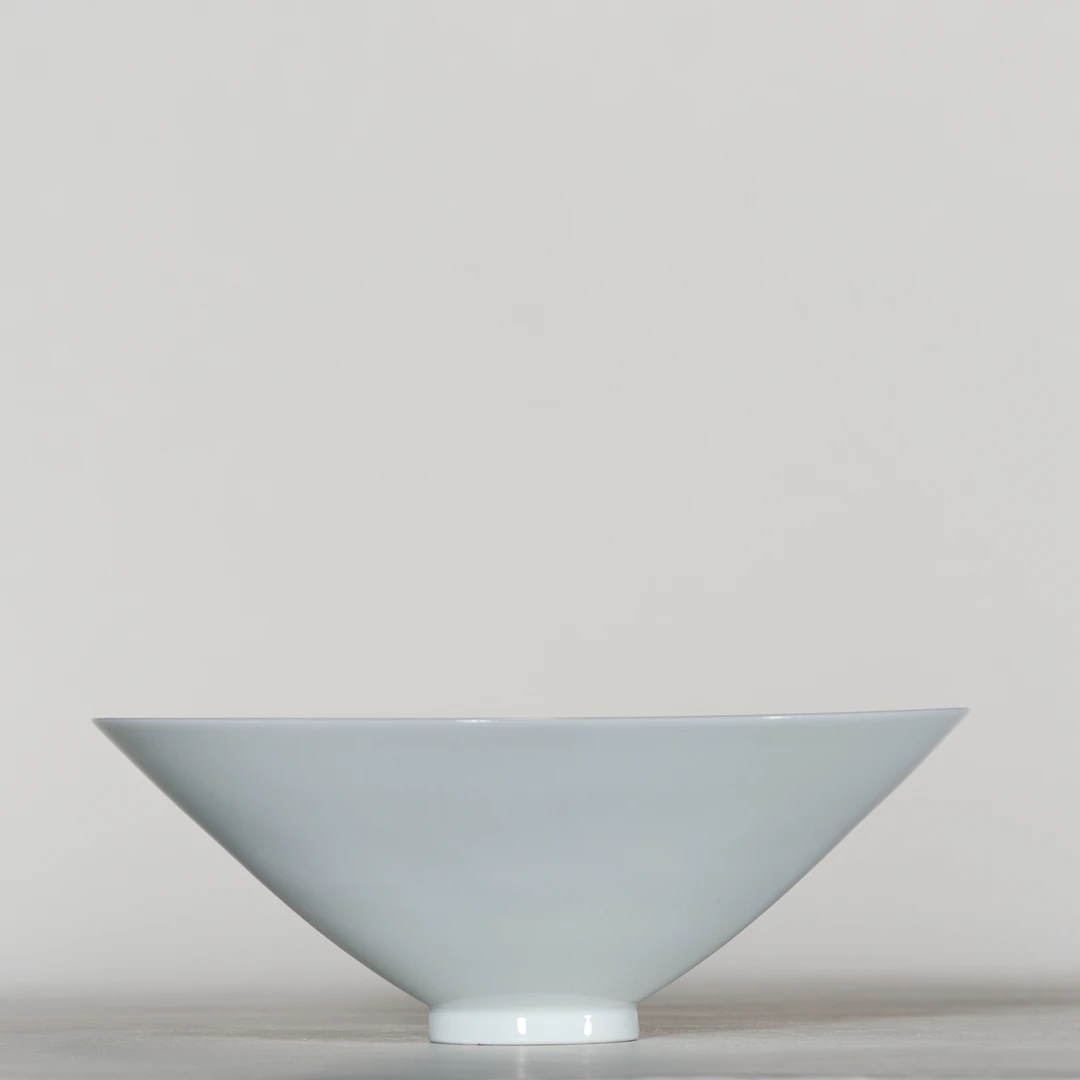 【预展链接】5667民国·白釉暗刻龙纹斗笠碗