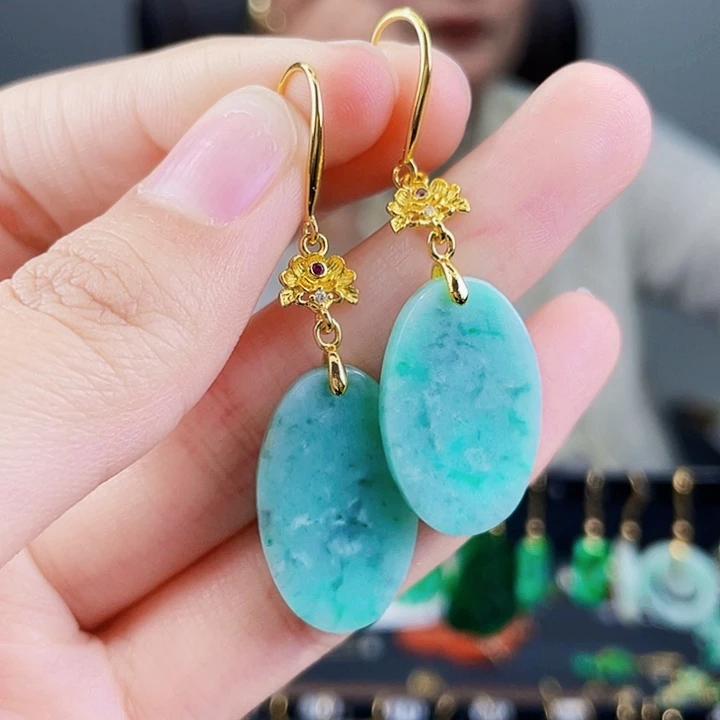 翡翠耳饰未镶嵌饰品