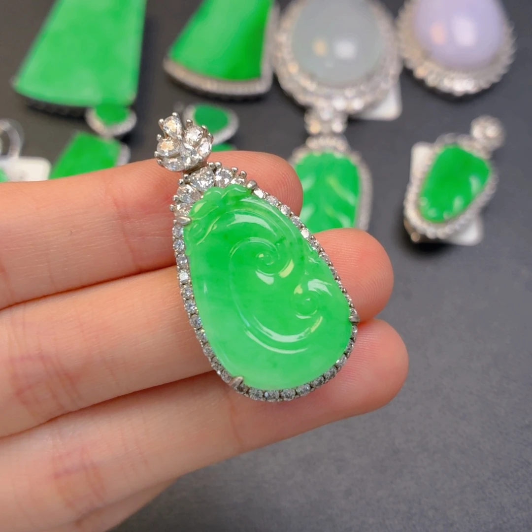 翡翠银S925镶嵌颈饰