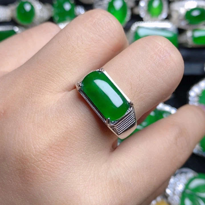 翡翠挂件未镶嵌马鞍男戒