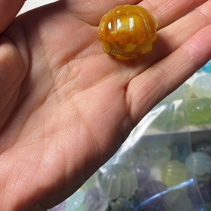 蛇纹石玉合金颈饰