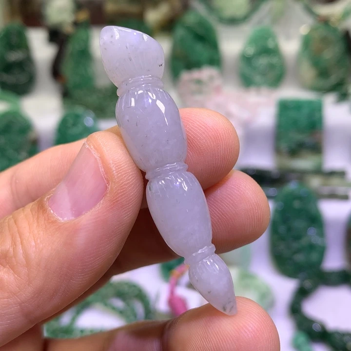独山玉未镶嵌颈饰