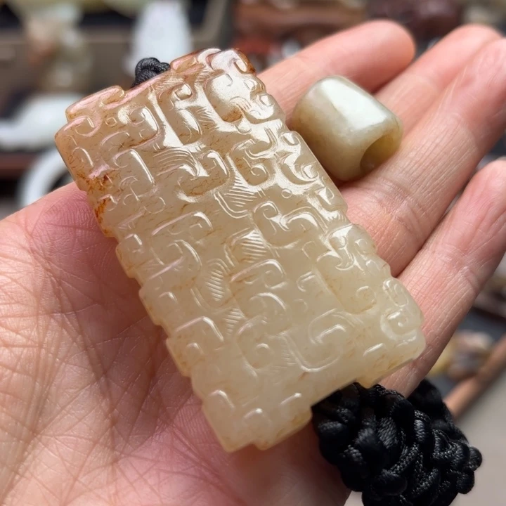 和田玉未镶嵌颈饰体***广