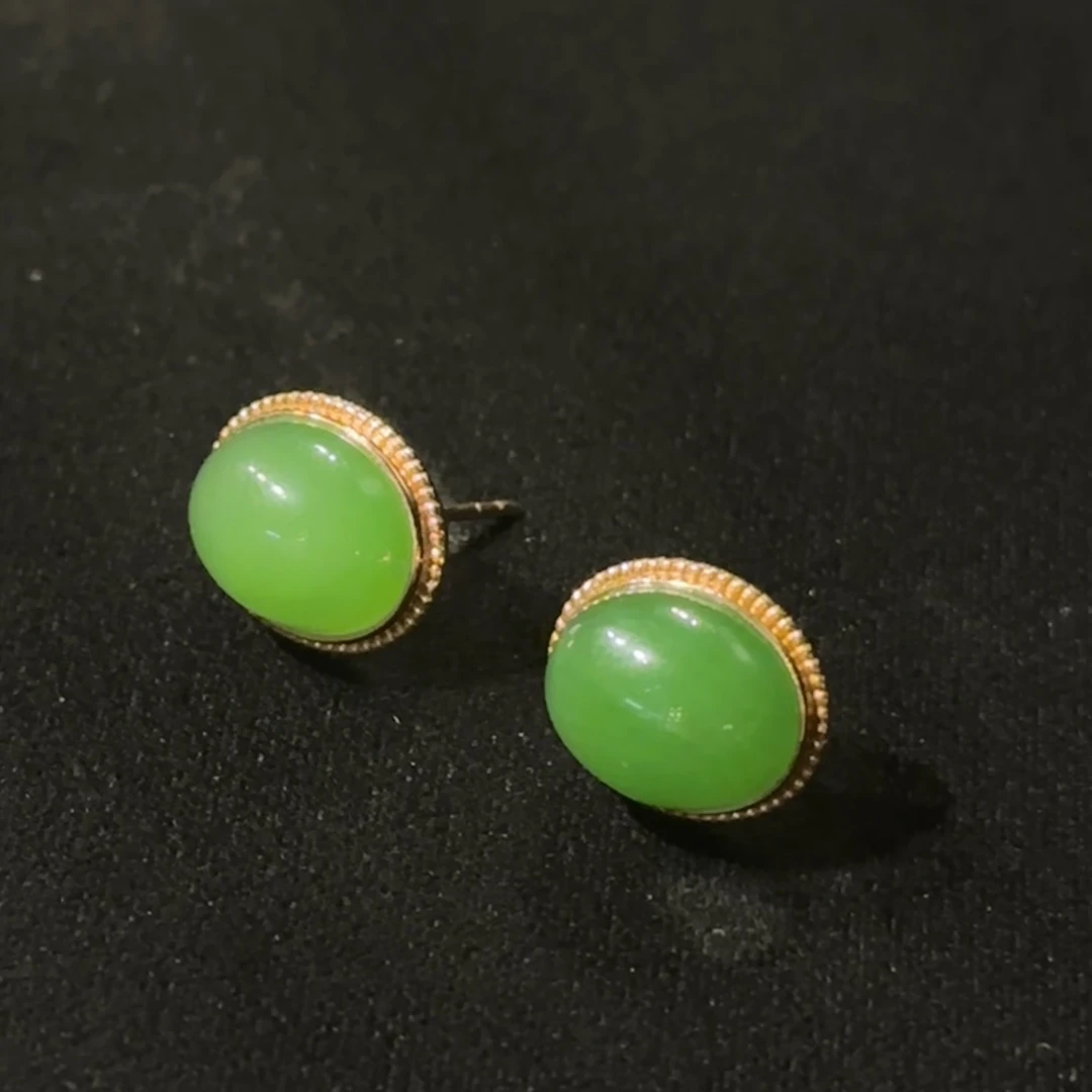 臻选 18K金和田玉碧玉苹果绿耳饰 约10*8MM ＋/DJ7107