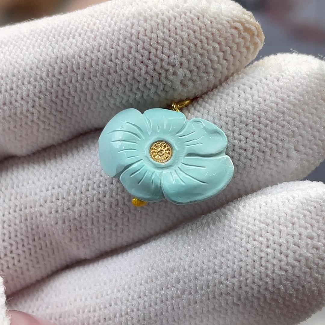 绿松石未镶嵌挂件