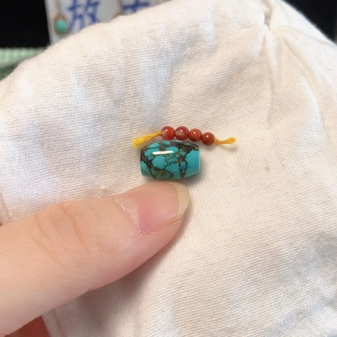 南红玛瑙未镶嵌珠宝奇石