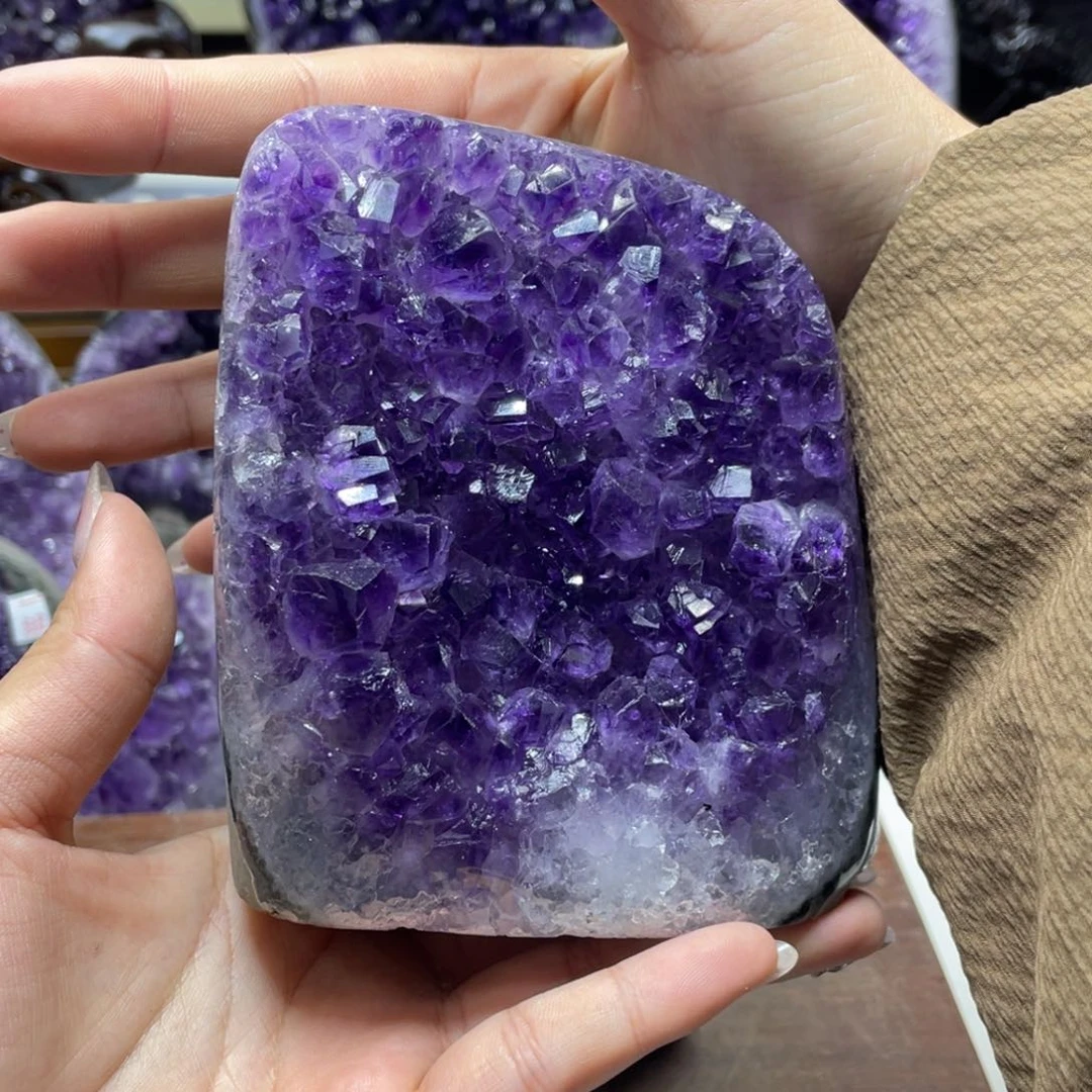 紫晶大型摆件（非配饰）未镶嵌大****常