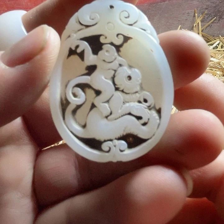 和田玉（糖玉）挂件未镶嵌