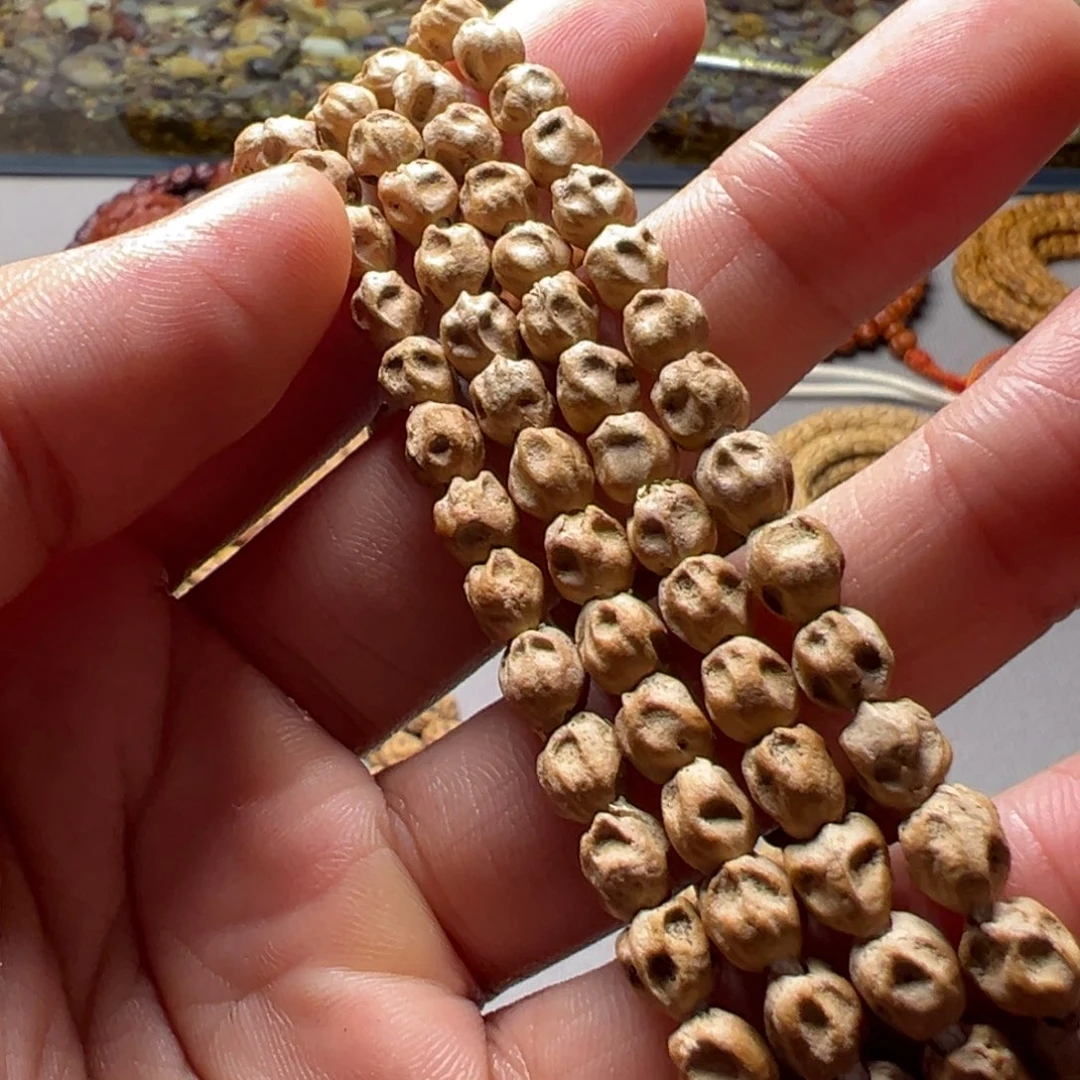 柏香籽/百香籽吊坠A4