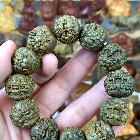 花梨木类绿檀木貔貅2.0手串