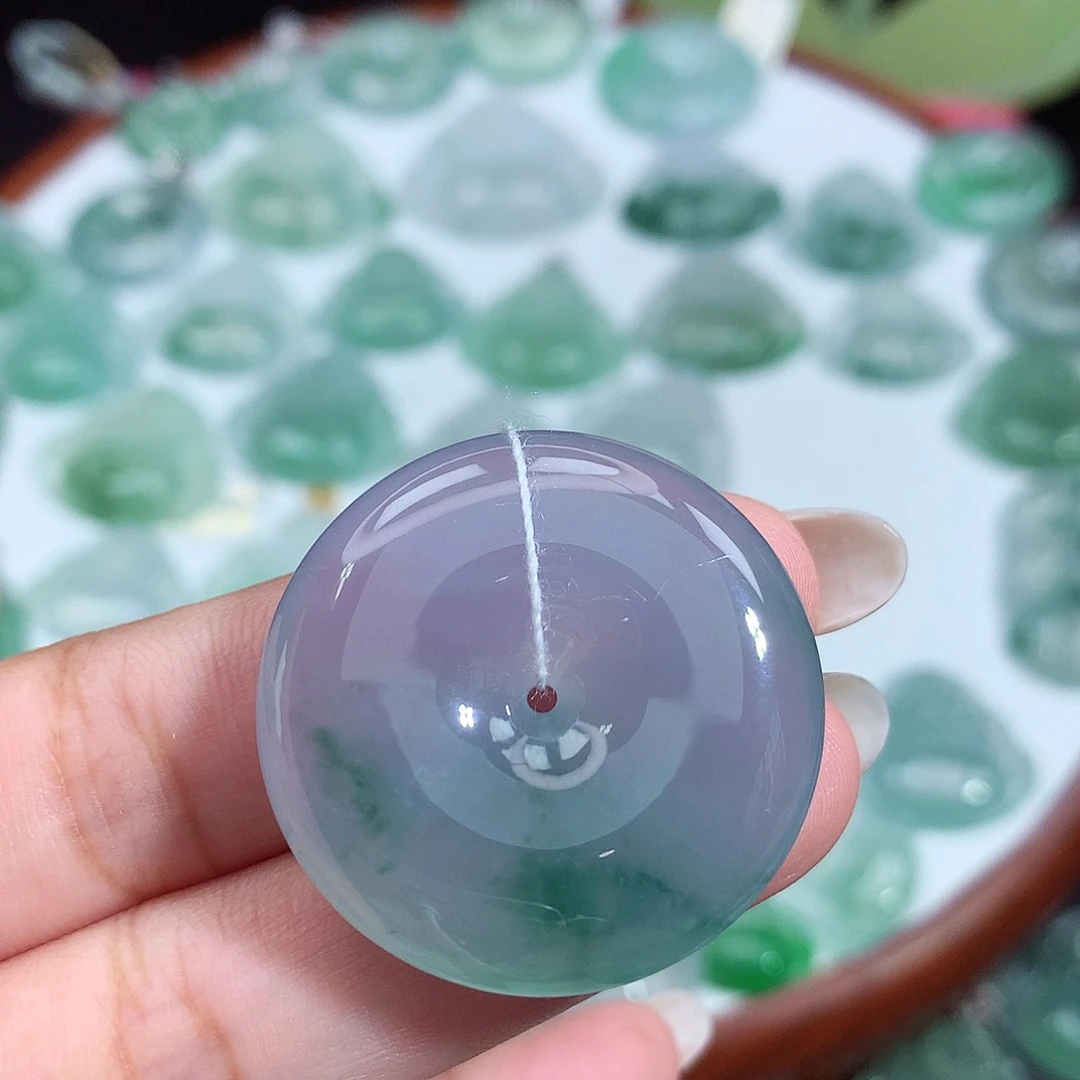 淡***瓷颈饰未镶嵌翡翠平安