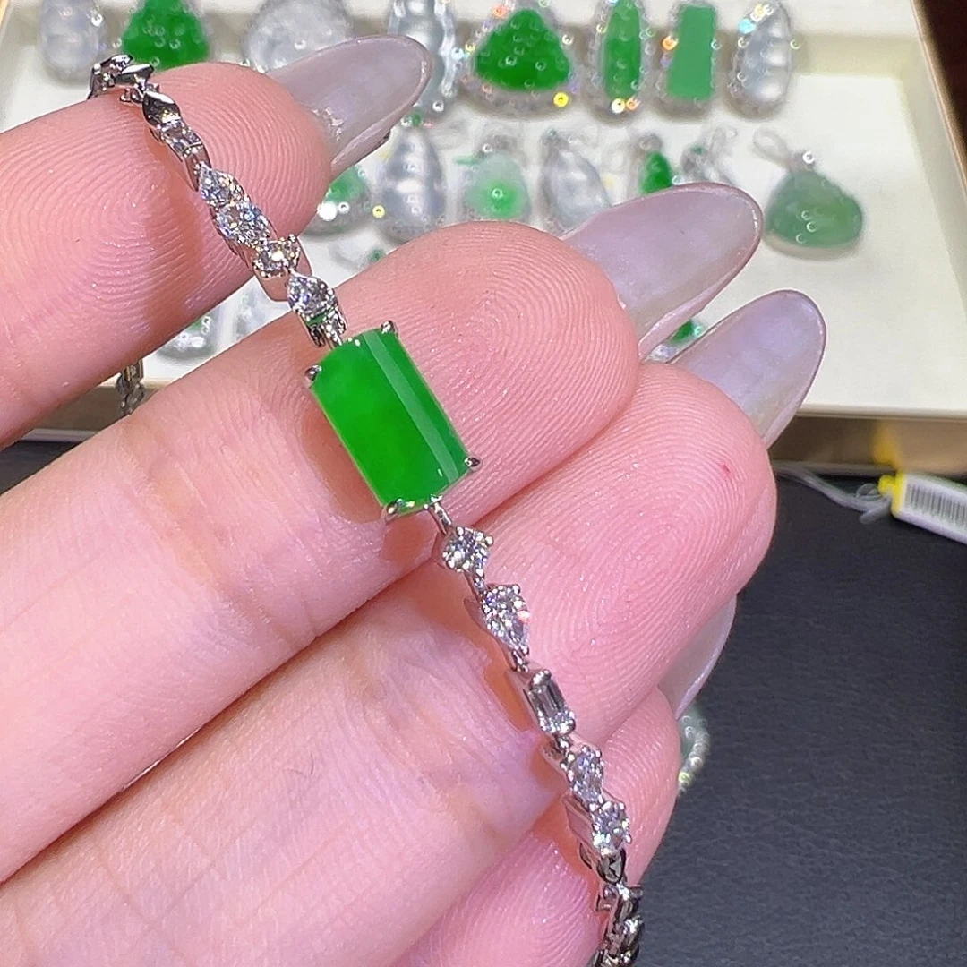 翡翠18K金镶嵌手链翡翠
