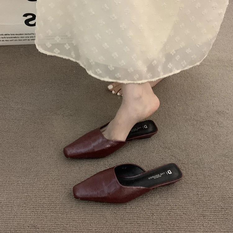 法式坡跟气质红色尖头半拖鞋女外穿2025春夏低跟配裙子晚晚凉拖鞋