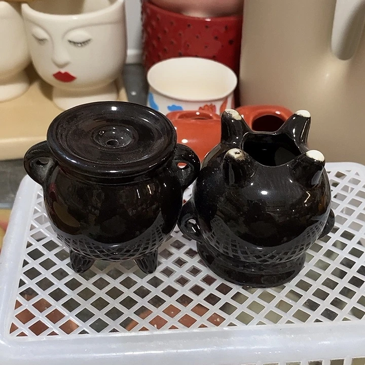 摆件陶盆有孔 微瑕介意勿拍