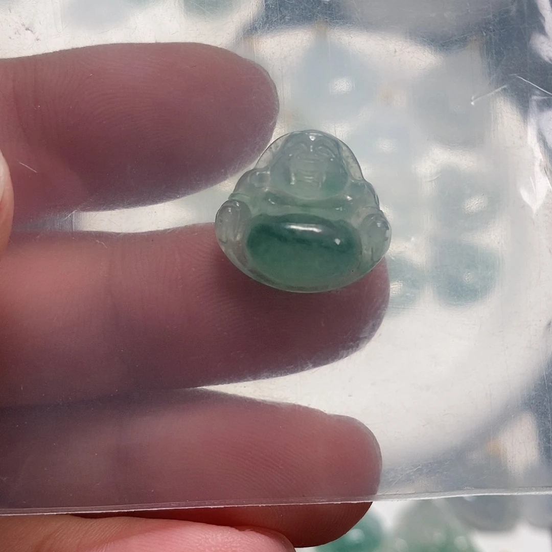 ****h翡翠未镶嵌颈饰翡翠