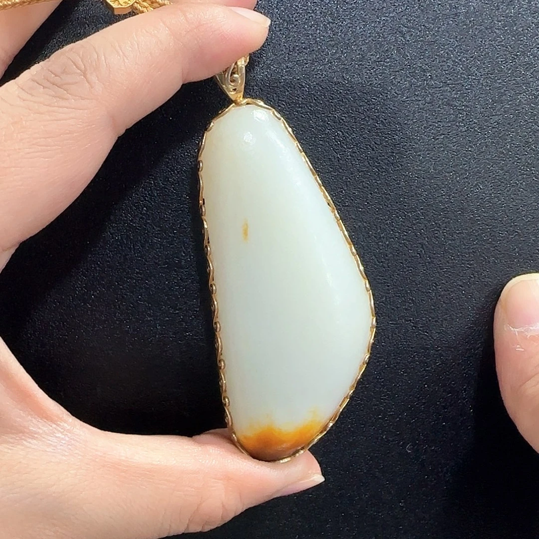 和田玉未镶嵌挂件