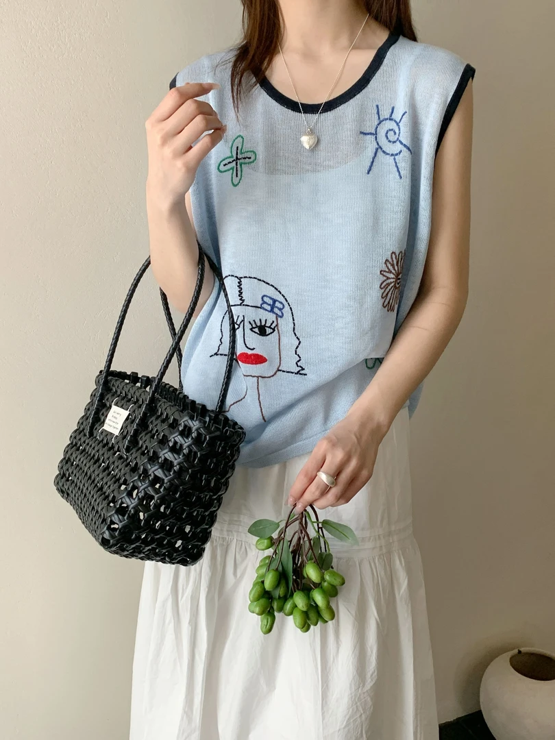 【潘潘.508898】2025年夏竹节麻圆领无袖美女图案套头针织衫