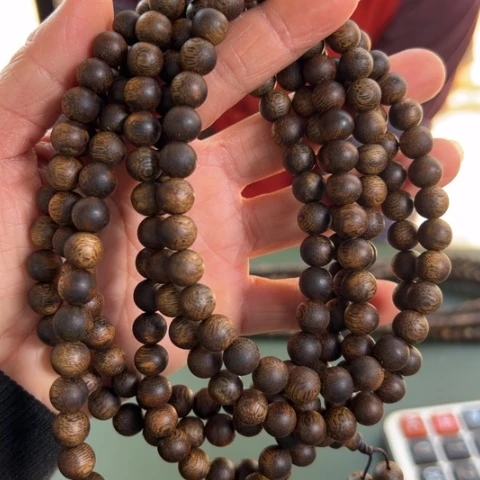 沉香手串乌身红土29克卡0.8多样性发1条