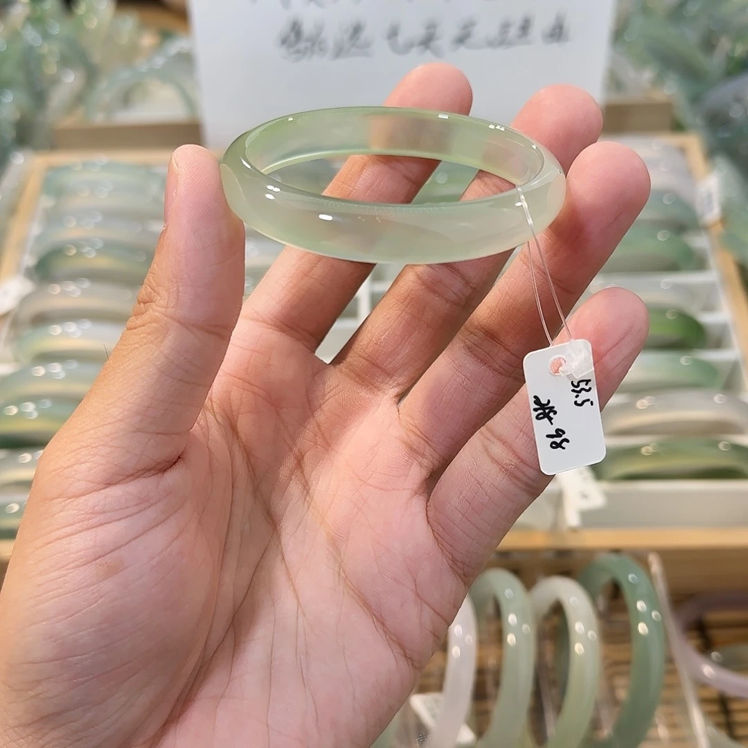 玛瑙/玉髓未镶嵌手镯圈口53.5