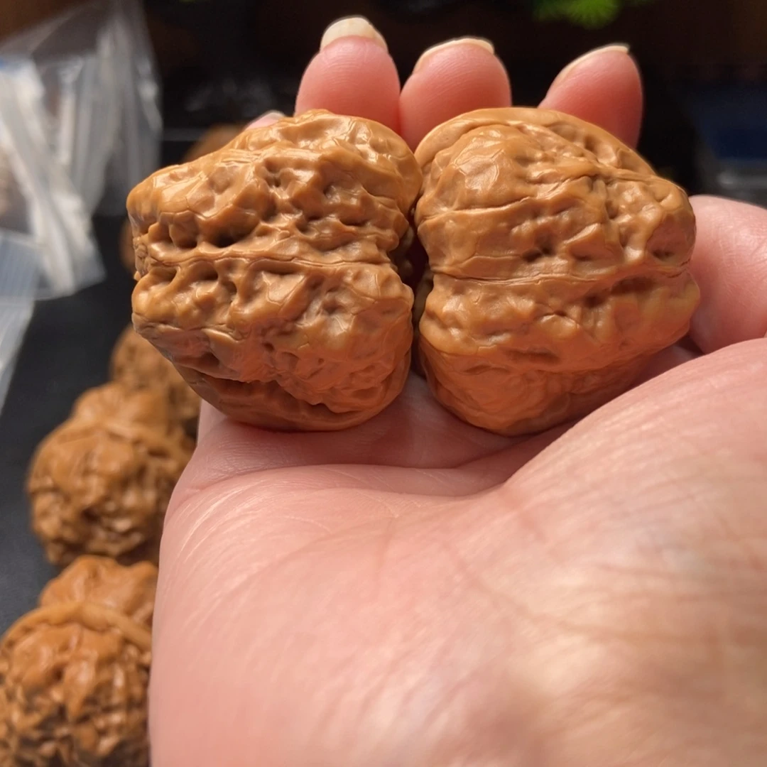 文玩核桃把件蛤蟆头40